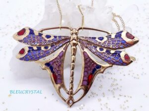 Bleucrystal, émailleuse sur métaux