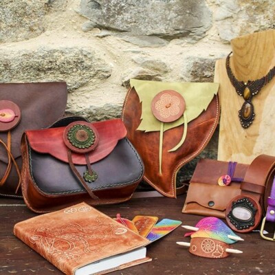 Coraline Hérasse,  L’Échoppe elfique, maroquinerie Coraline Hérasse, L'échoppe elfique, maroquinerie