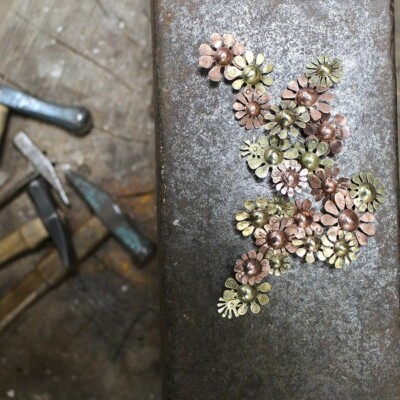Le métalleuses en fusion, Lilie et Anna Gillet